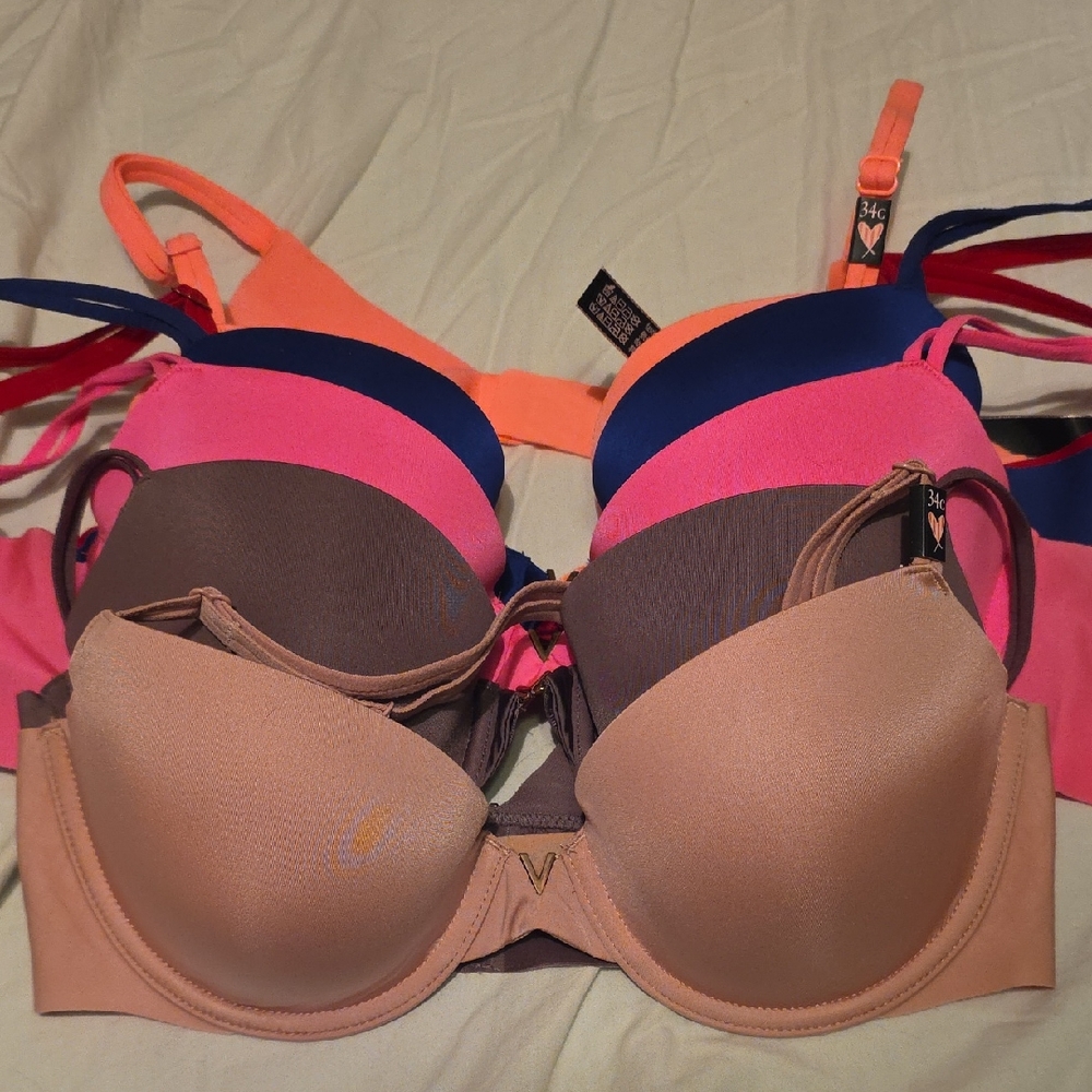Victoria's Secret Bra Set